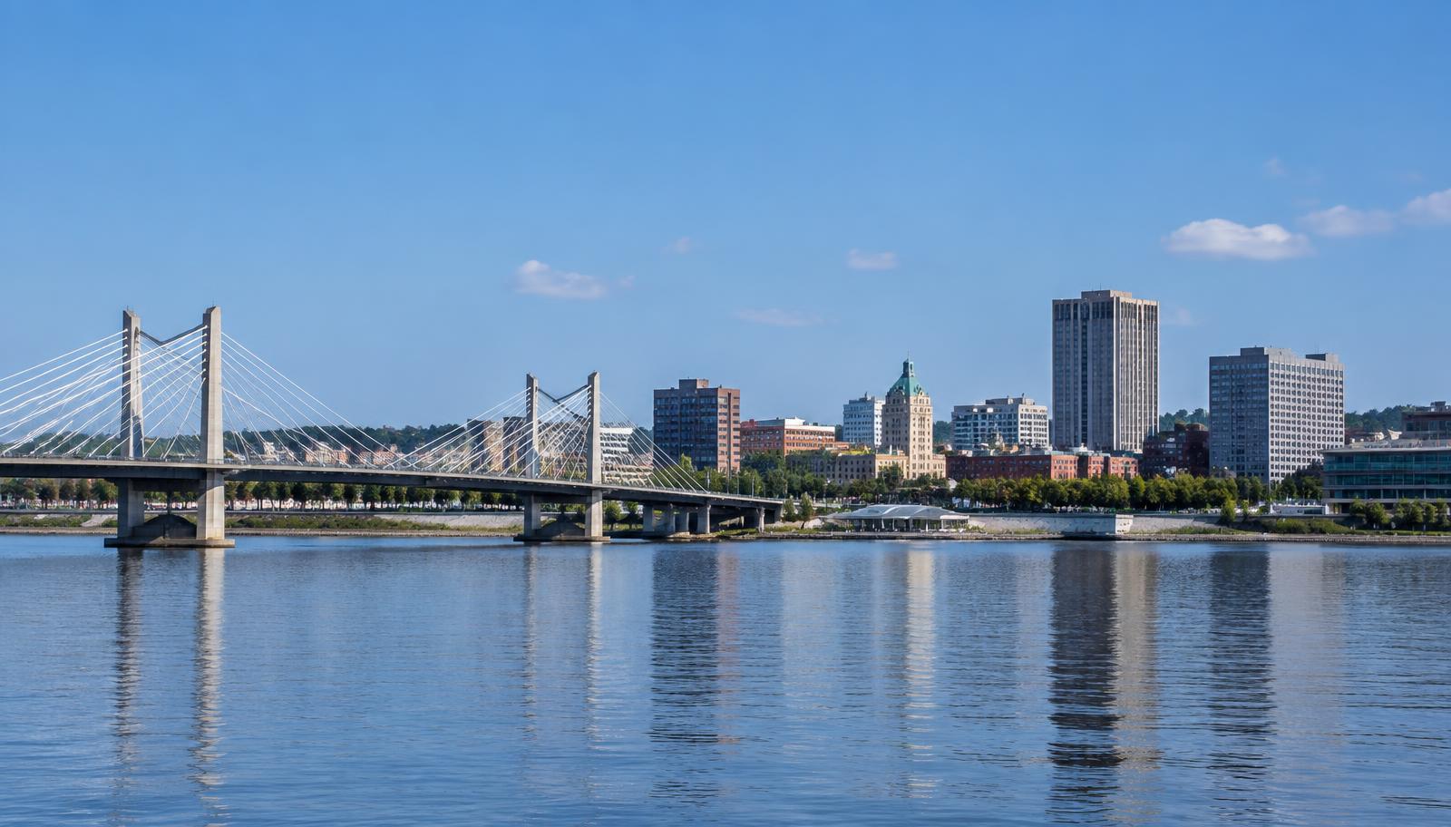 The Peoria, Illinois skyline along the Illinois River